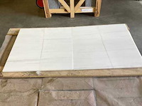 Natuursteen marmer dolomiti gezoet 45,7x45,7 cm tegel 35 m² - afbeelding 1 van  10