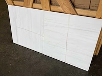 Natuursteen marmer dolomiti gezoet 45,7x45,7 cm tegel 35 m² - afbeelding 11 van  15