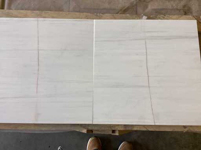 Natuursteen marmer dolomiti gezoet 45,7x45,7 cm tegel 35 m² - afbeelding 5 van  5