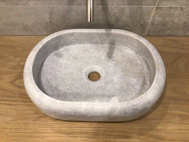 Natuursteen marmer grey oval wastafel 47x34x10 cm - afbeelding 2 van  4