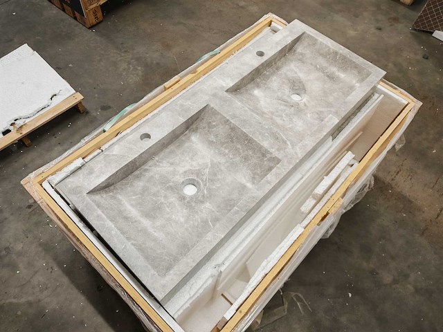 Natuursteen marmer grey/beige dubbele wastafel 120x46x10 cm - afbeelding 4 van  5