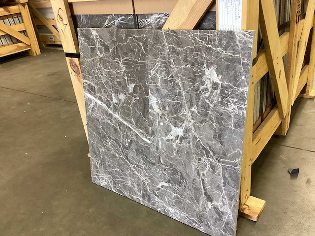 Natuursteen marmer grijs gepolijst 30,5x61 cm tegel 26 m² - afbeelding 12 van  16