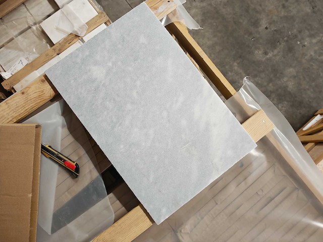 Natuursteen marmer grijs mat 40,6x61x1,2 cm tegels 35,66 m² - afbeelding 2 van  3