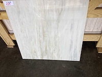 Natuursteen marmer wit calacatta gepolijst 30,5x61 cm tegel 50 m² - afbeelding 1 van  19