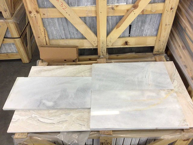 Natuursteen marmer wit gepolijst 30x60x2 cm tegels 66,24 m² - afbeelding 3 van  7