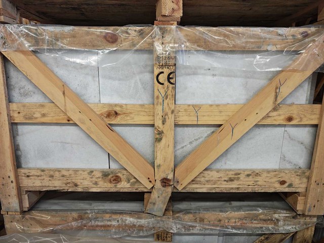 Natuursteen marmer wit gepolijst 30xflx2 cm tegels 132,48 m² - afbeelding 1 van  1