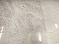 Natuursteen marmer wit gepolijst 30xflx2 cm tegels 648 m² - afbeelding 4 van  6
