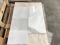 Natuursteen marmer wit gepolijst 40 x vrije banen x 2 cm tegel 123 m² - afbeelding 7 van  7