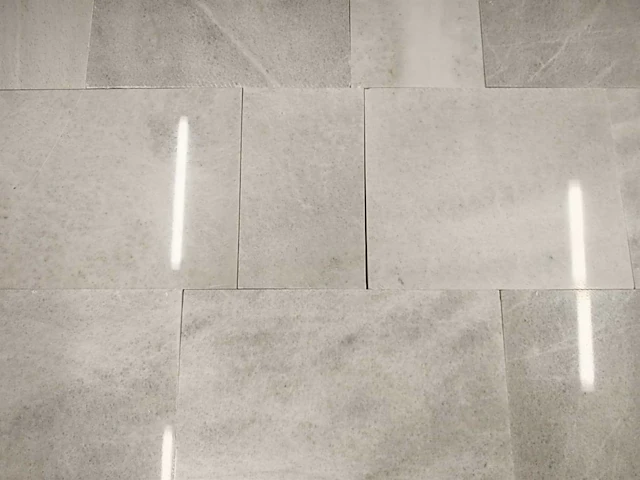 Natuursteen marmer wit gepolijst 40xflx2 cm tegels 247,68 m² - afbeelding 5 van  10