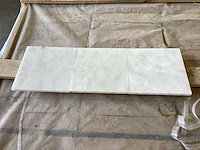 Natuursteen marmer wit honed 20x20x1,2 cm tegel 25 m² - afbeelding 1 van  2
