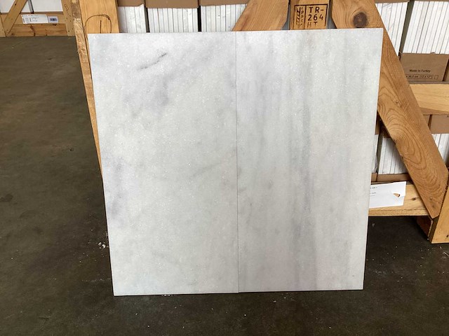 Natuursteen marmer wit honed 30,5x61 cm tegel 63 m² - afbeelding 6 van  13
