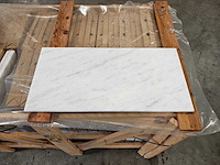 Natuursteen marmer wit honed 30,5x61 cm tegel 63,26 m² - afbeelding 1 van  7