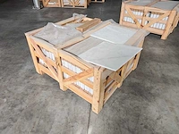 Natuursteen marmer wit honed 45,7x45,7 cm tegel 71 m² - afbeelding 5 van  8