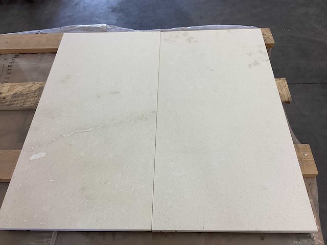 Natuursteen marmer wit honed vloertegel 30,5x61 cm 66 m² - afbeelding 12 van  16