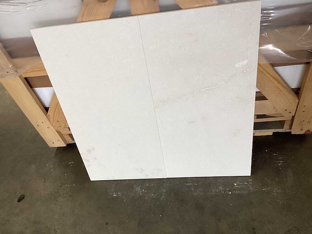 Natuursteen marmer wit honed vloertegel 30,5x61 cm 66 m² - afbeelding 10 van  16