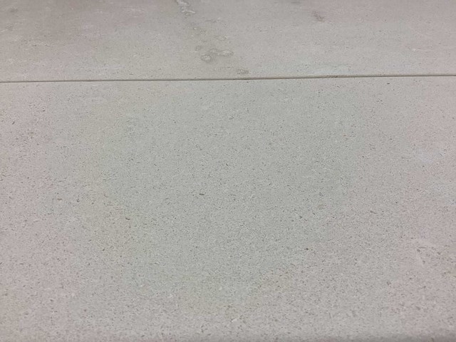 Natuursteen marmer wit honed vloertegel 30,5x61 cm 66 m² - afbeelding 15 van  16