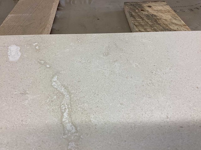 Natuursteen marmer wit honed vloertegel 30,5x61 cm 66 m² - afbeelding 16 van  16