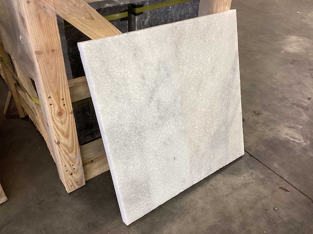 Natuursteen marmer wit mat 30x60x3 cm tegel 35,64 m² - afbeelding 7 van  11