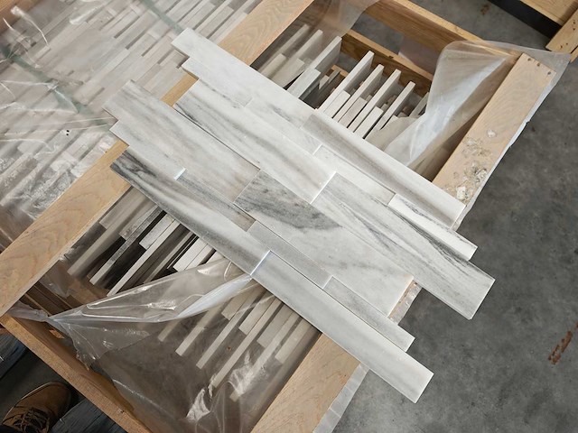 Natuursteen marmer wit wandtegel 15x61x1,2/2 cm 18,3 m² - afbeelding 4 van  6