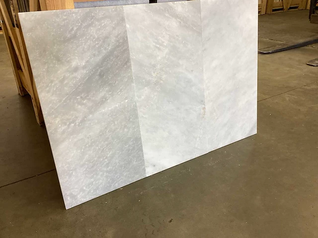 Natuursteen marmer wit/blauw gezoet 30,5x61 cm tegel 62 m² - afbeelding 7 van  13