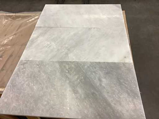 Natuursteen marmer wit/blauw gezoet 30,5x61 cm tegel 94 m² - afbeelding 6 van  7