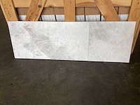 Natuursteen marmer wit/grijs gepolijst 30,5x30,5 cm tegel 44 m² - afbeelding 7 van  11