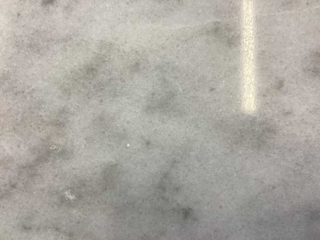 Natuursteen marmer wit/grijs gepolijst 30,5x61 cm tegel 60 m² - afbeelding 9 van  11