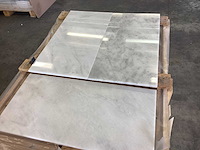 Natuursteen marmer wit/grijs gepolijst 30,5x61 cm tegel 60 m² - afbeelding 1 van  2