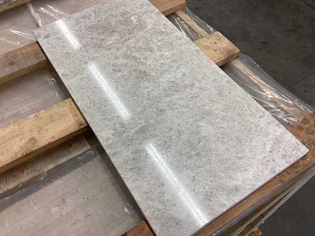 Natuursteen marmer zilver gepolijst vloertegel 30,5x61 cm 26 m² - afbeelding 3 van  14