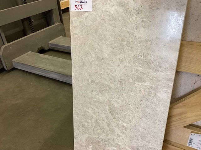 Natuursteen marmer zilver gepolijst vloertegel 30,5x61 cm 26 m² - afbeelding 7 van  14