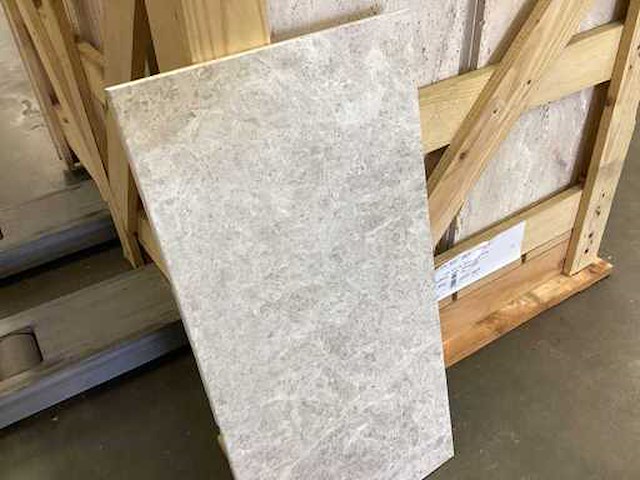 Natuursteen marmer zilver gepolijst vloertegel 30,5x61 cm 26 m² - afbeelding 12 van  14