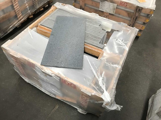 Natuursteen tegel ca. 40,4m black pearl - afbeelding 2 van  3