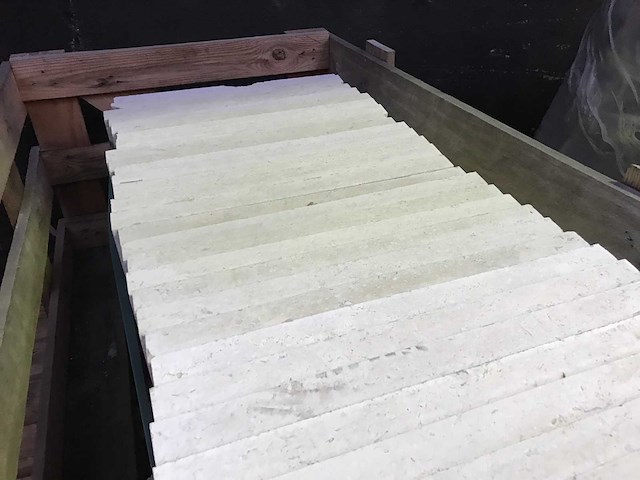 Natuursteen tegels ca. 4,8m2 - afbeelding 1 van  4
