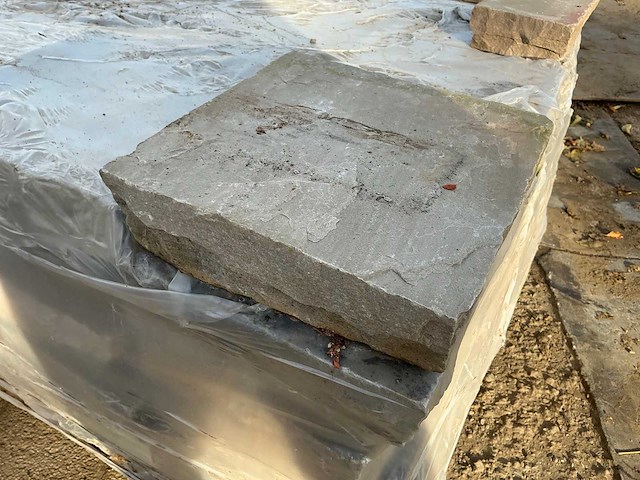 Natuursteen terrastegel gekloofd, ca. 4,2 m2 - afbeelding 3 van  3