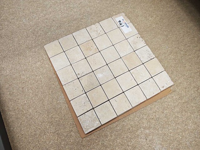 Natuursteen travertin beige 5x5 cm mozaïektegel 30x30 cm 41 stuks - afbeelding 5 van  6