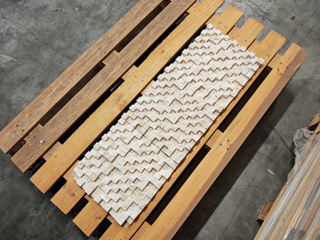 Natuursteen travertin beige mozaiek 30x30x3 cm 16,2 m² - afbeelding 3 van  6