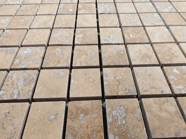 Natuursteen travertin dark noce mozaïektegel 30,5x30,5 cm 5,49 m² - afbeelding 2 van  5