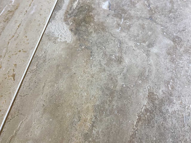 Natuursteen travertin ivory vloertegel 30,5x61 cm 18,98 m² - afbeelding 2 van  14
