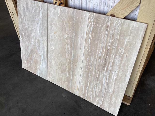 Natuursteen travertin ivory vloertegel 30,5x61 cm 18,98 m² - afbeelding 8 van  14