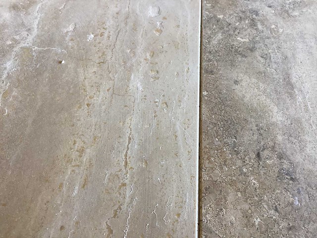 Natuursteen travertin ivory vloertegel 30,5x61 cm 60,28 m² - afbeelding 1 van  3