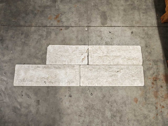 Natuursteen travertin mix wandtegel 20x vrije banen 29,16 m² - afbeelding 1 van  6