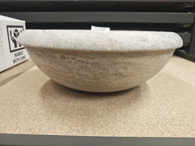Natuursteen travertin silver waskom 40,6x15 cm - afbeelding 5 van  7
