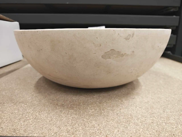 Natuursteen travertin waskom 40,6x15 cm - afbeelding 6 van  7