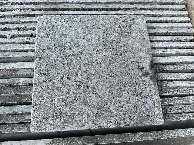 Natuursteen tuintegel ca. 12,92m2 - afbeelding 2 van  3