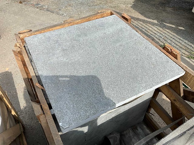 Natuursteen tuintegel ca.28,47m2 - afbeelding 9 van  9