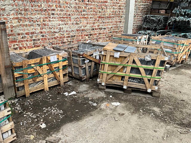 Natuursteen tuintegels ca. 100m2 - afbeelding 11 van  18