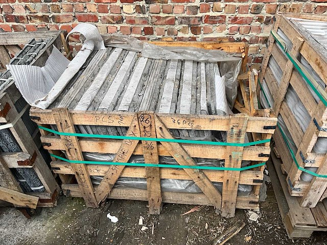 Natuursteen tuintegels ca. 100m2 - afbeelding 18 van  18