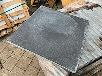 Natuursteen tuintegels ca. 14m2 - afbeelding 1 van  4
