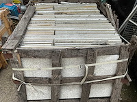Natuursteen tuintegels ca. 44m2 - afbeelding 3 van  8
