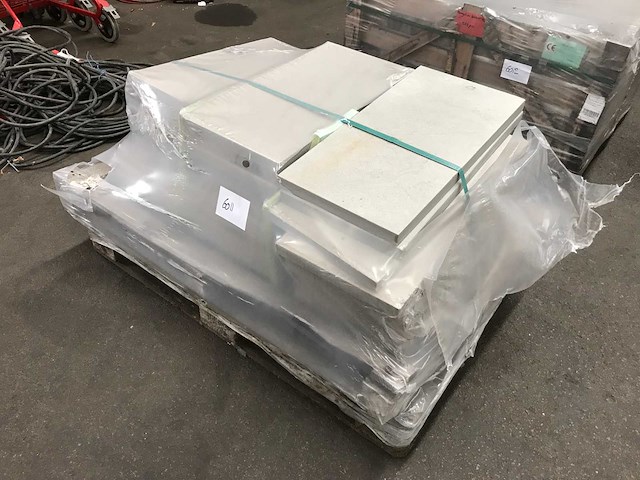 Natuursteen tuintegels ca. 6,3m3 - afbeelding 2 van  2